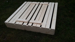 Pískoviště s víkem a se sedákem 120cm