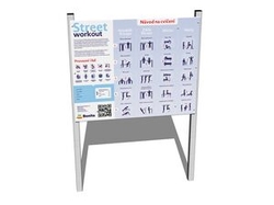 Informační tabule s provozním a cvičebním plánem pro workout IW100K