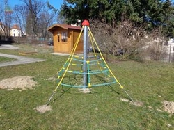 Lanová pyramida PY420K (v.p. 1 m, se 4-mi napínacími zámky)