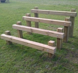 Workoutový prvek schody velké